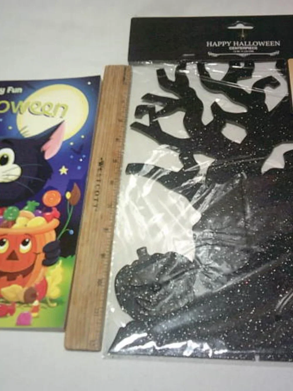 NEW KIDS SPOOKY COLOR & ACTIVITY BOOK & BLK GLITTER HALLOWEEN CENTERPIECE TREE